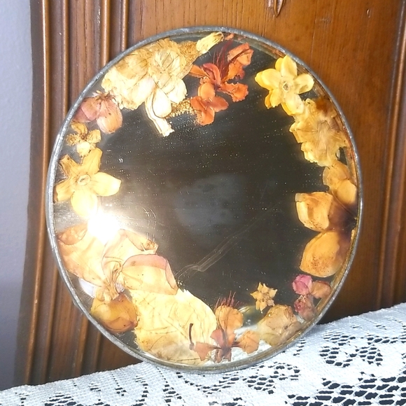 Vintage Handcrafted in Hawaii Mirror Trimmed with Pressed Flowers - Picture 1 of 8